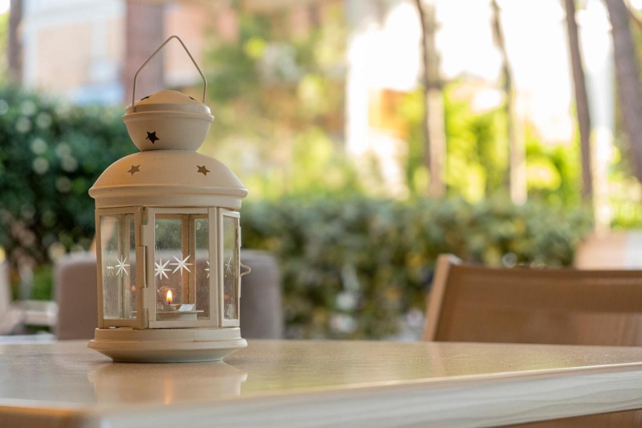Hotel Orsa Maggiore Milano Marittima Buitenkant foto